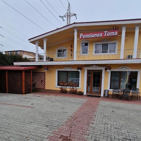 Pensiunea Toma Ploieşti Exterior foto
